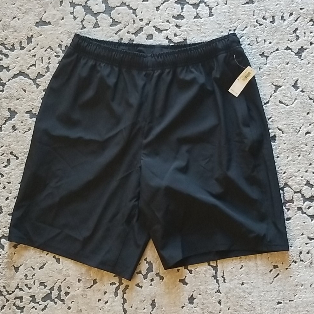 NWT - Old Navy Ripstop performance hybrid shorts